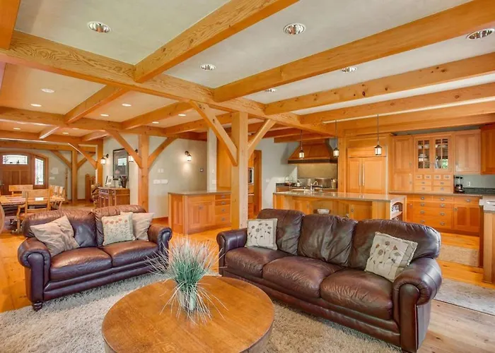 Snowgrass Lodge - A River & Mountain Retreat