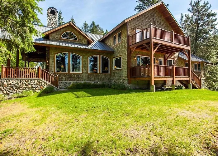 Snowgrass Lodge - A River & Mountain Retreat