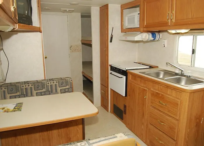 Crescent Bar Camping Resort Studio Cabin 1
